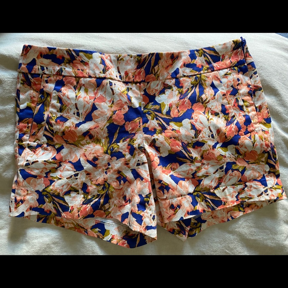 J.Crew Coral Floral 5” shorts